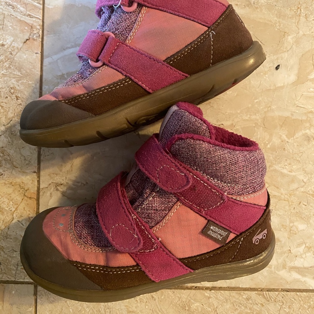 See Kai run girls winter boots